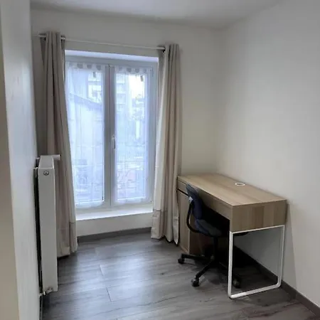 Appartement T4 En Hyper-Centre Bourgoin-Jallieu Exterior photo